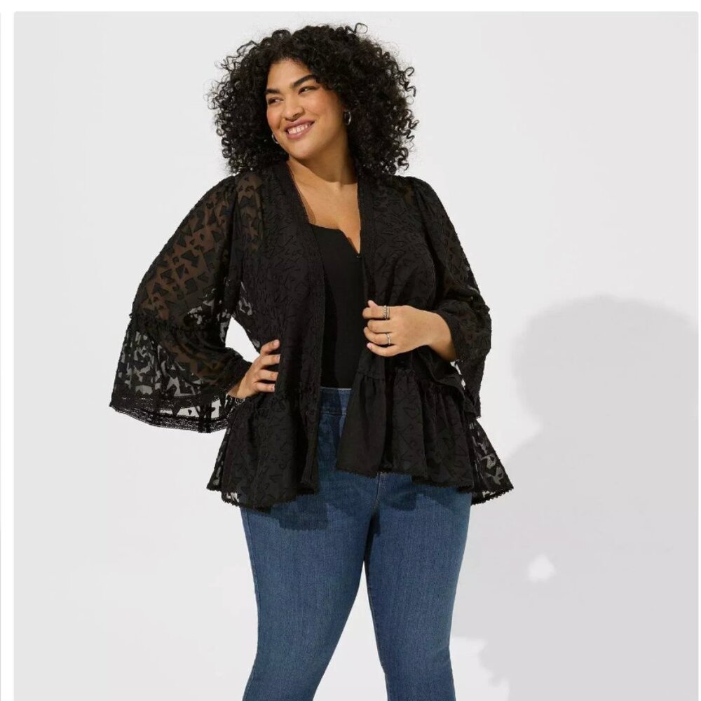 Flouncy Short Ruffle Kimono
